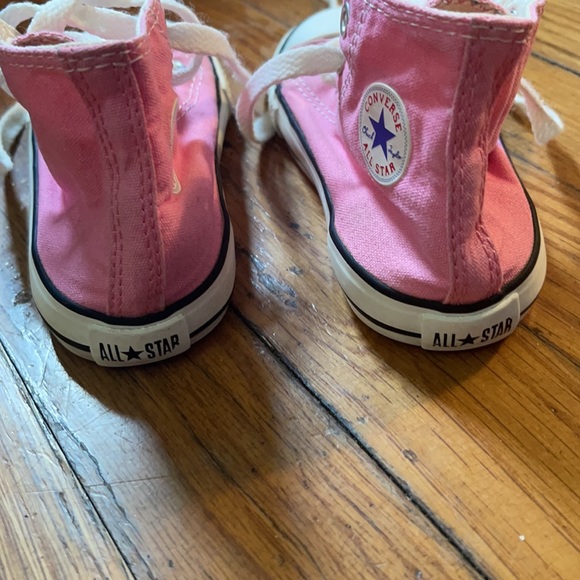 Converse - Picture 5 of 5